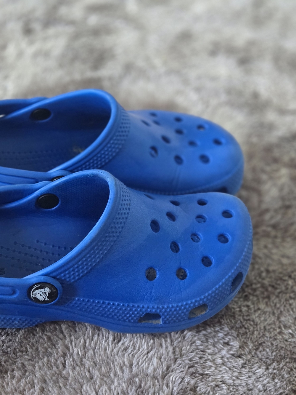 CROCS Kids Bright Blue Classic Clogs